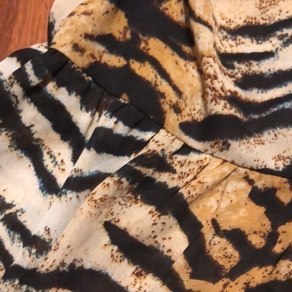 Beautifully size small R31 - Picture 2 of 5